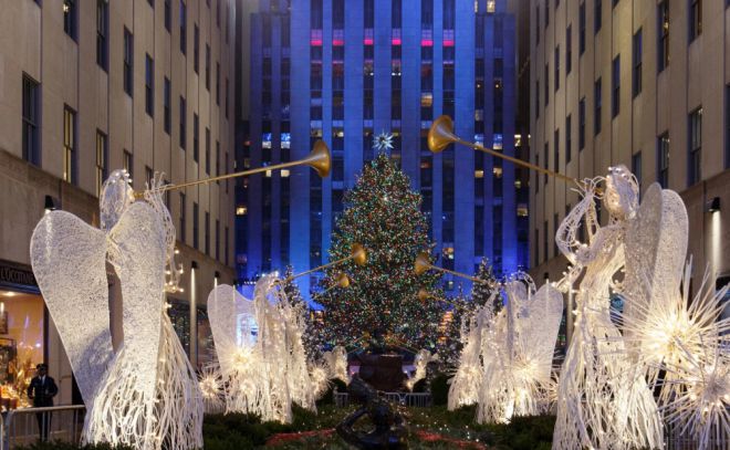11 самых впечатляющих рождественских елок в мире 4