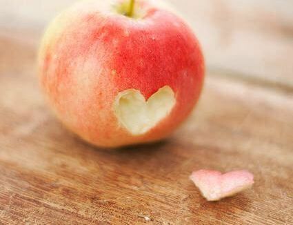 Apple с сердцем