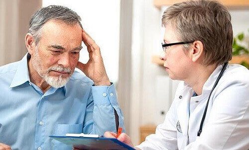 Разговор между пациентом и врачом