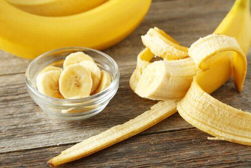 Банан для блестящих и шелковистых волос