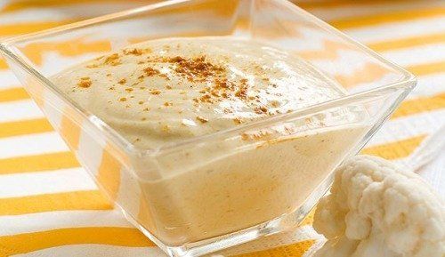 цветная капуста под соусом bechamel в миске