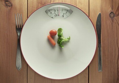 Вес с овощами или низкокалорийная диета