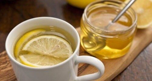 Вода с лимоном для лучшего ночного сна