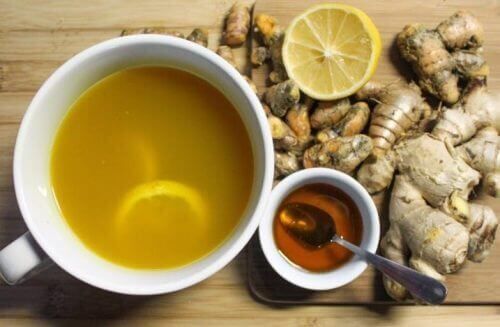 Мед и имбирный сироп для простуды