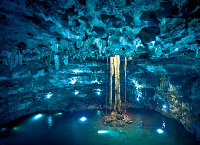 Cenote Dzitnup cave
