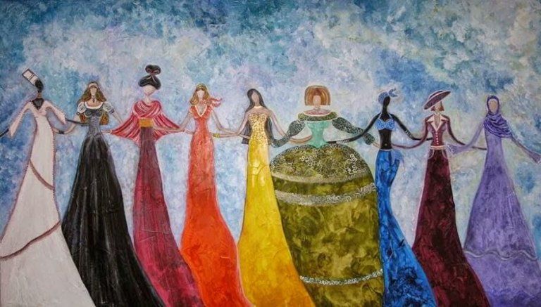 Танцующие женщины-богини
