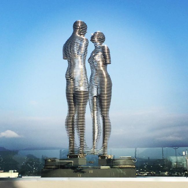 Эти подвижные скульптуры рассказывают историю любви 3