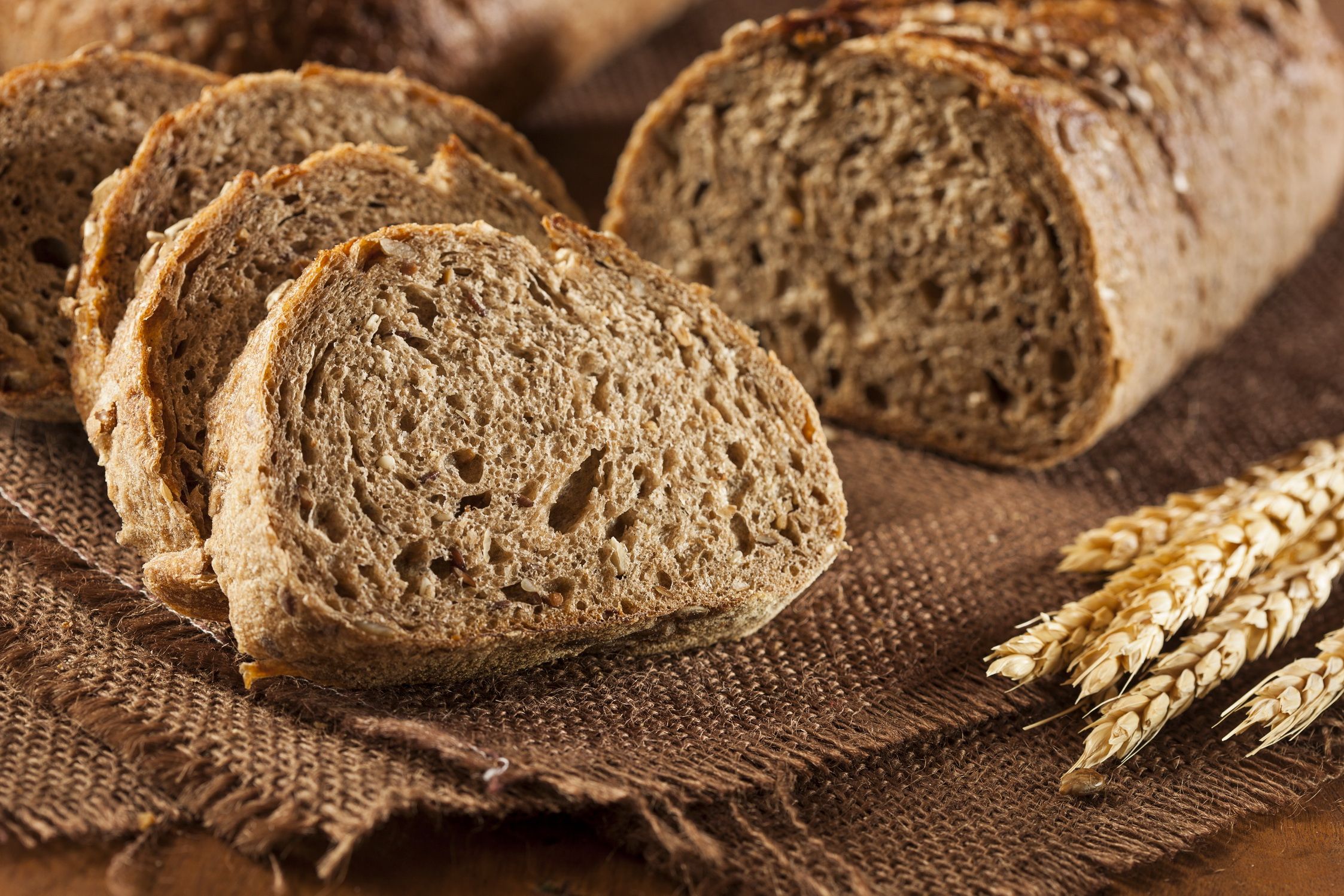 темный хлеб более здоровый, чем белый