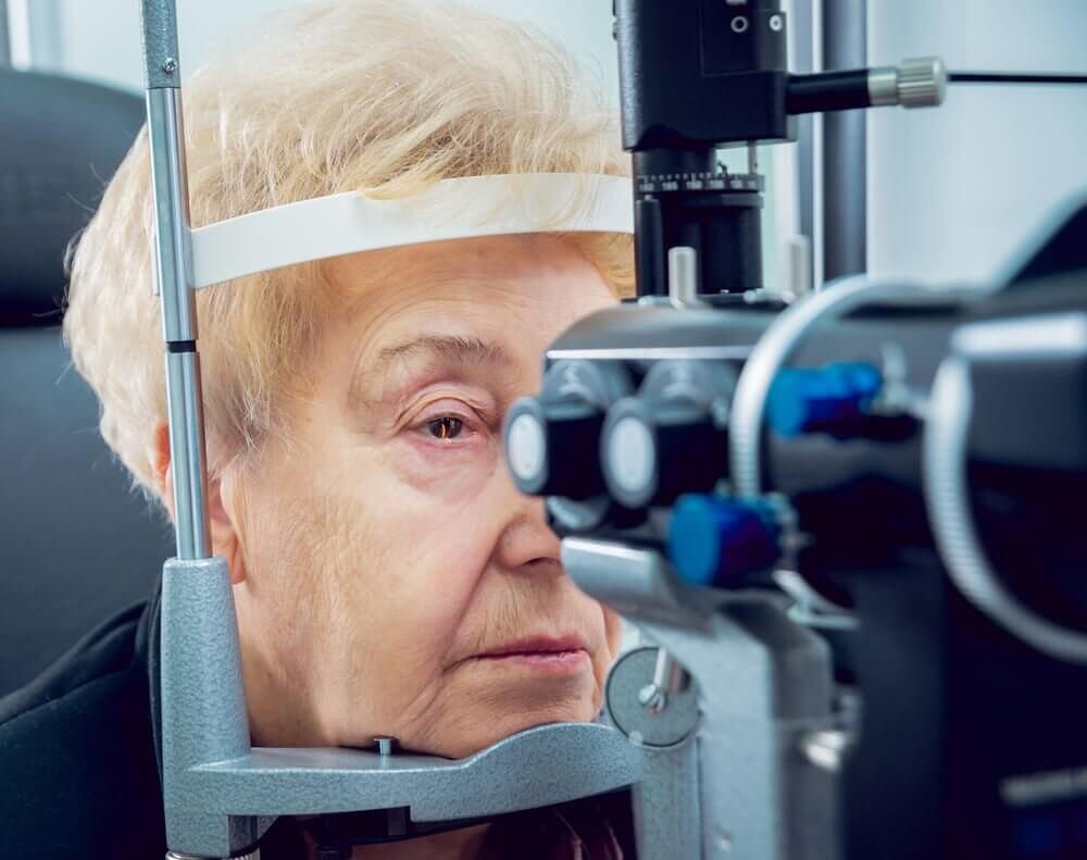катаракта у пожилых