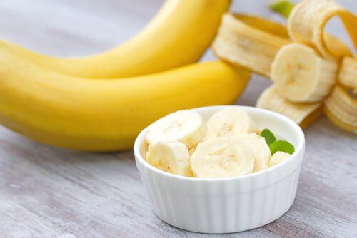 Бананы содержат витамин B6.
