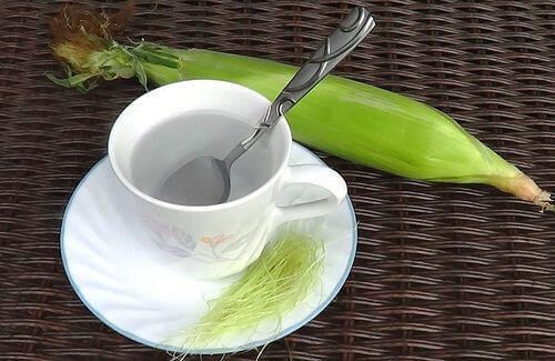 чай с кукурузными усами для воспаления мочевого пузыря