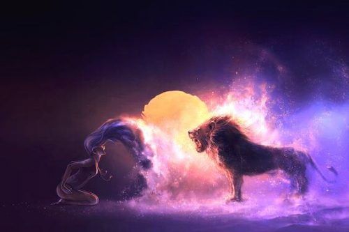 Женщина стоит перед львом