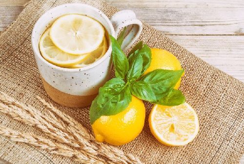 Лимонный лимонный настой для головных болей