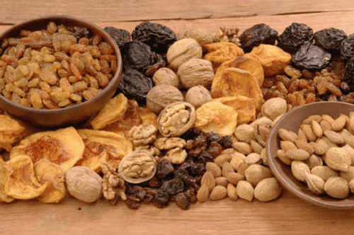 Богатые железом орехи и деликатесы