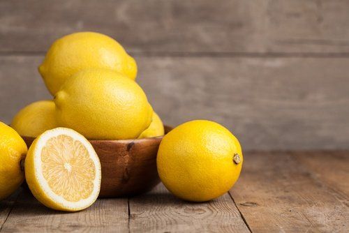 Лимон для пятен на коже