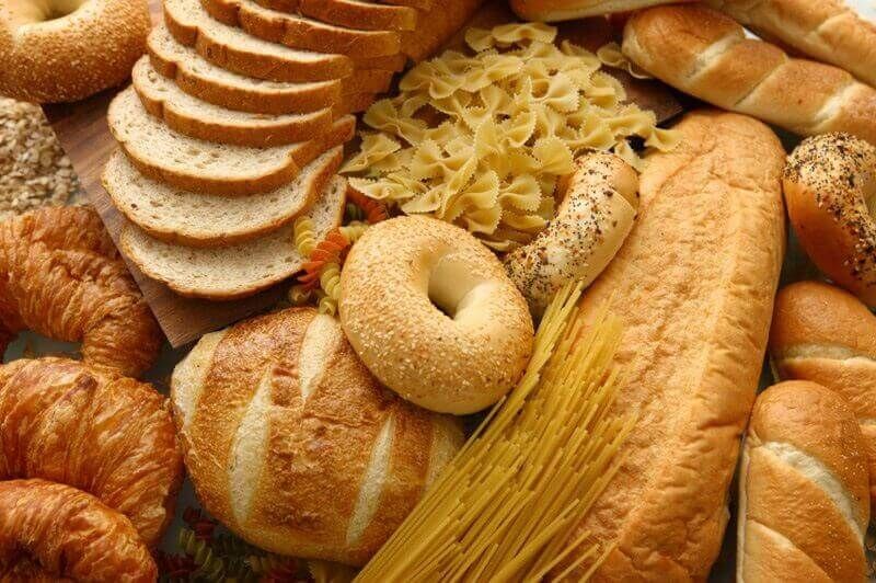хлеб и хлеб ограничены, чтобы похудеть