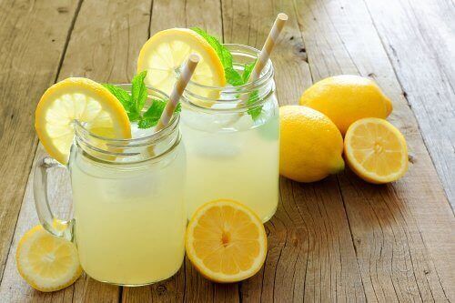лимонный сок в баночках