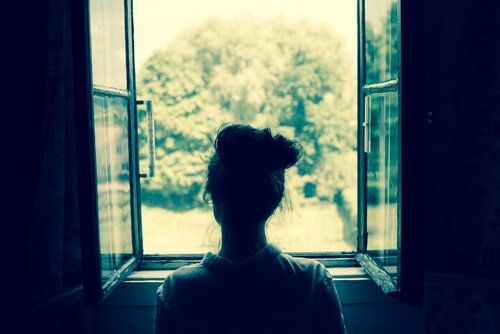 Женщина в окне - разочарование