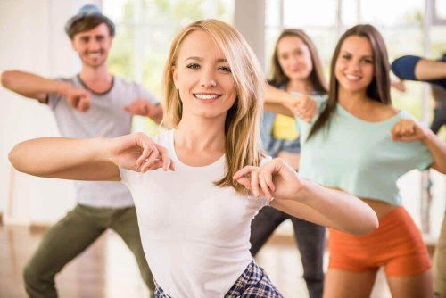 Упражнения и танцы