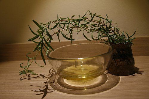 Терапевтическое масло чайного дерева