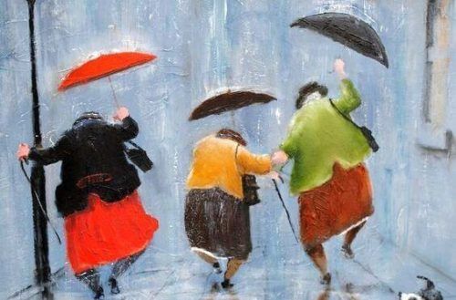 Старушки танцуют под дождем