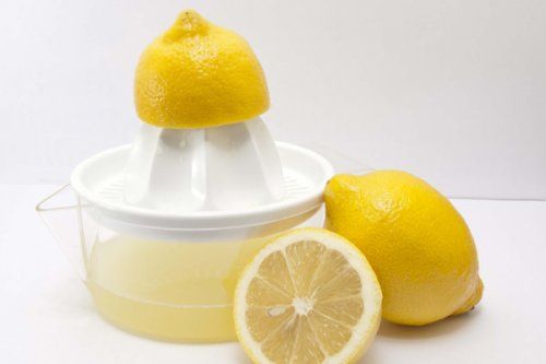 Свежий лимонный сок для аллергии