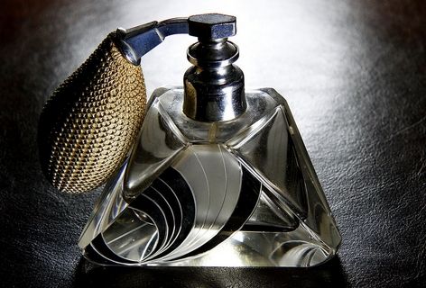 Запах женщины - что говорят парфюмы о сексе?